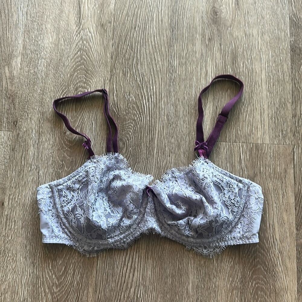 Victoria's Secret Dream Angels Lace Push Up Without Padding Bra Light Purple 36C